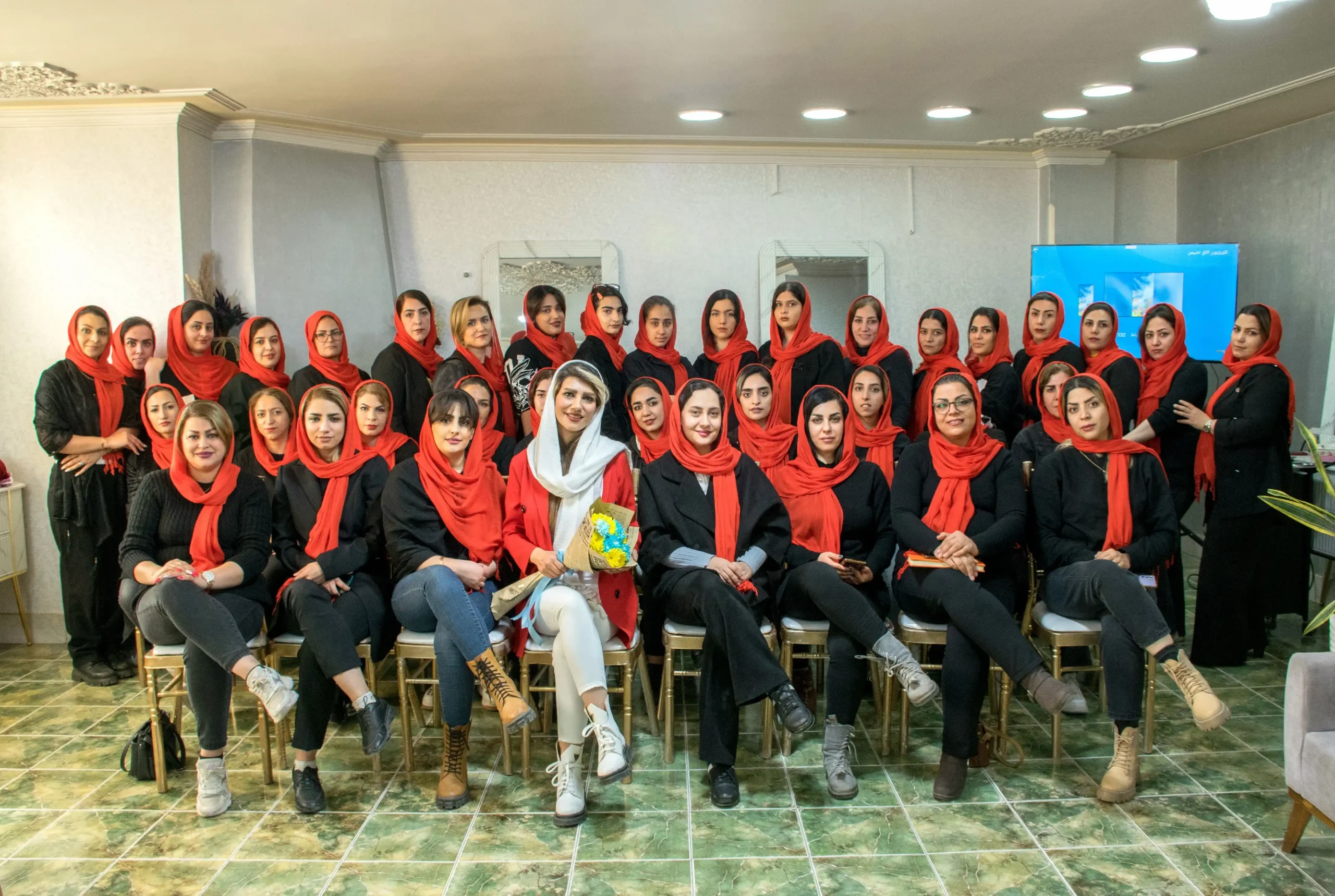 آموزش آرایشگری در اصفهان با مدرک بین المللی